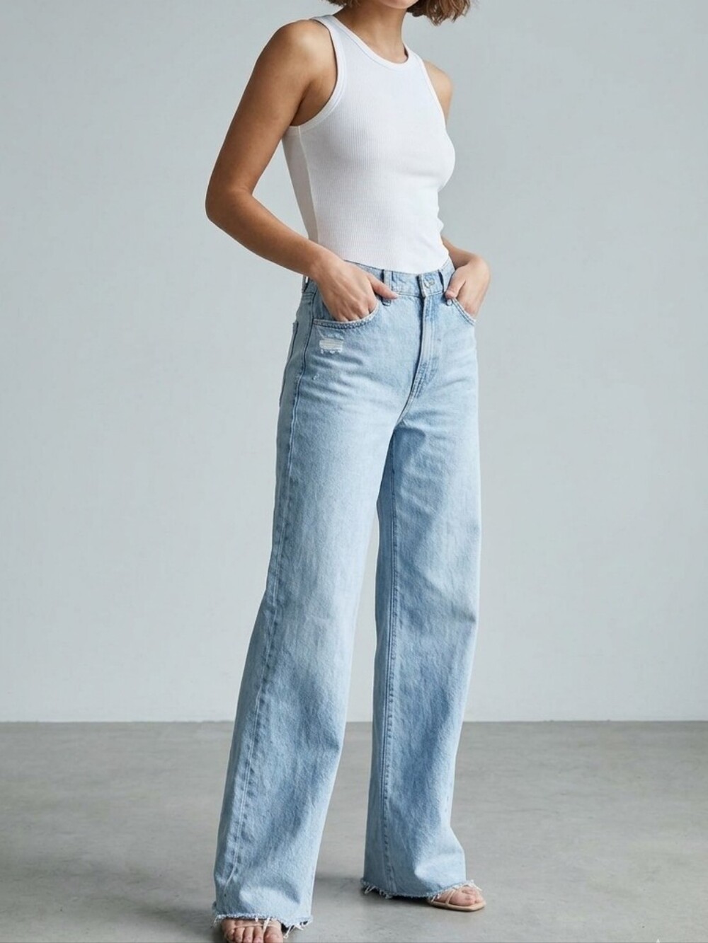 Nobody Denim Skylar Jean Long Super High Rise Wide Leg Size 30 Light Wash